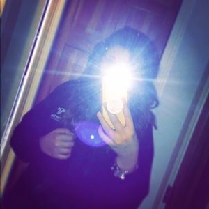 Meet your Posher, Maile